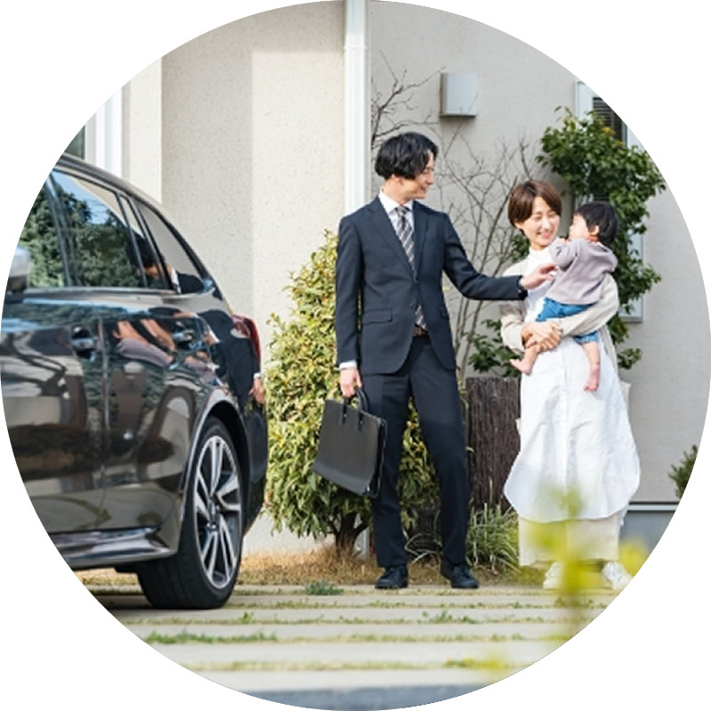 敷地の広さと車両動線の確保されていること